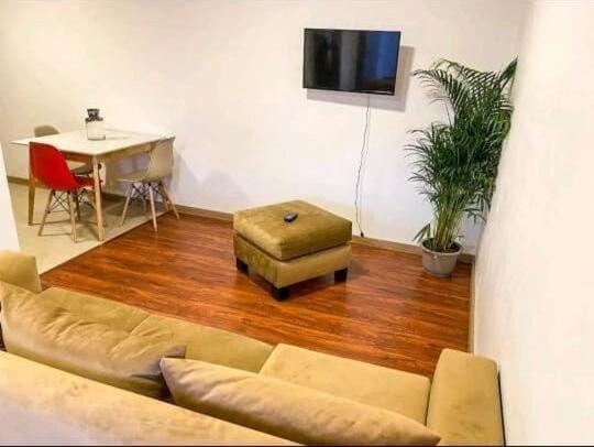 Suites Amobladas Cuenca Centro Εξωτερικό φωτογραφία